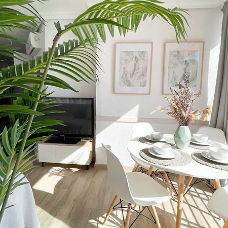 Apartamento En 1ª Linea Con Piscina Alicante Luaran gambar