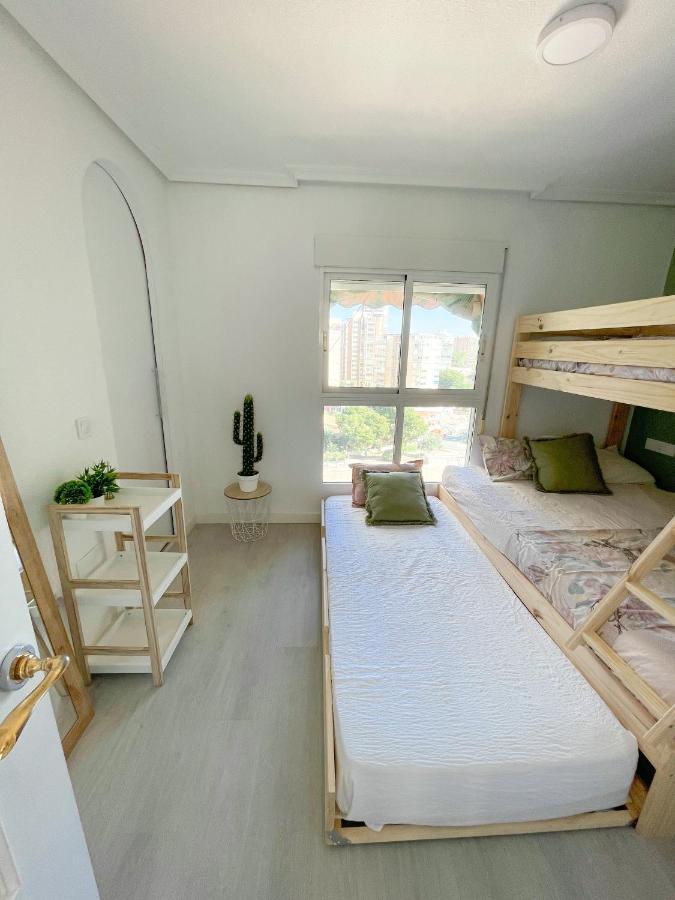 Apartamento En 1ª Linea Con Piscina Alicante Luaran gambar